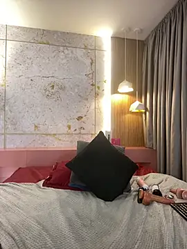 Czat XXX na żywo – Lushi_Love