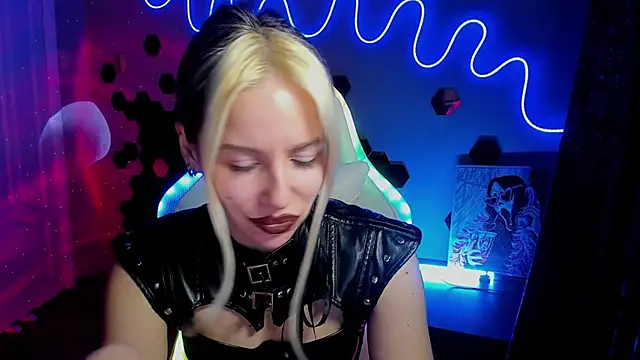 mistress_annaa élő XXX-chatje