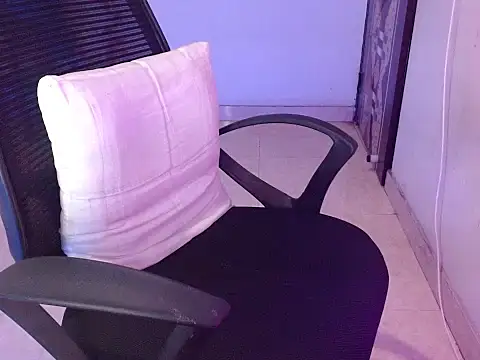 Im_Iriss' Live XXX Chat