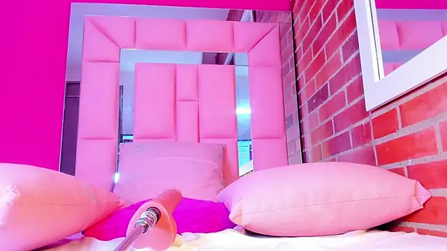 Baby_doll_XOXO Adlı Modelin Web Kamerası Şovu