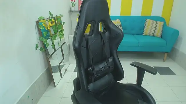 Онлайн чат XXX mariana_blondee