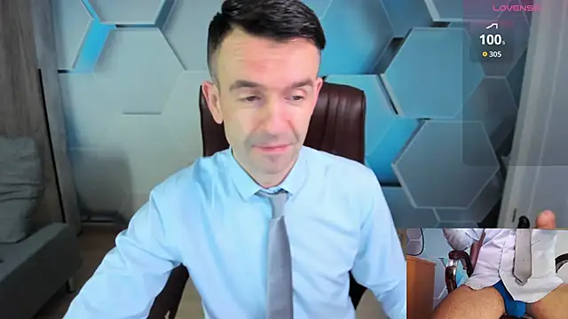 SteveTiger webkamerás műsora