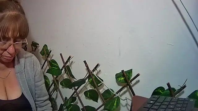 nicoltatiana_ Live XXX-chat