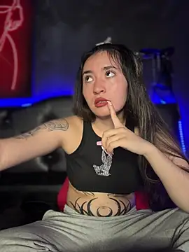 دردشة Sophie_LS الجنسية المباشرة