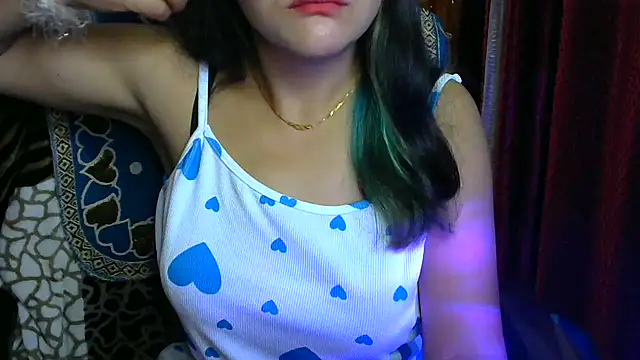 Nepali_Alisha live XXX chat