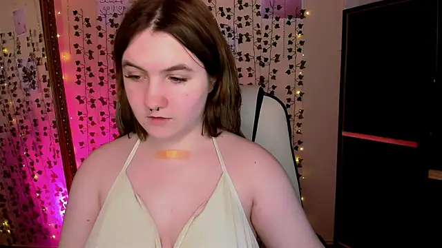 lovelyy_julia: απευθείας συνομιλία ΧΧΧ