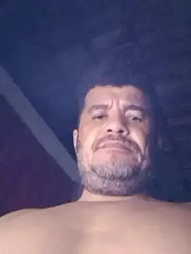 tarra122 在線直播表演