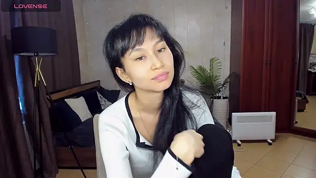 SheilaRareのライブXXXチャット