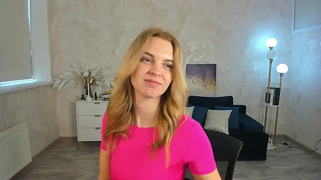 LunaFlinn's Live XXX Chat