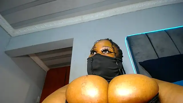 Chat XXX ao vivo de XPanther_24