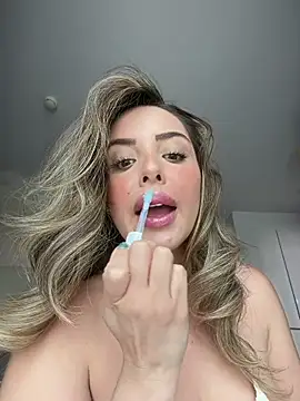 Alirawrz Adlı Modelin Canlı XXX Sohbeti