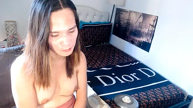 NinaDOM4CUM 网络视讯表演