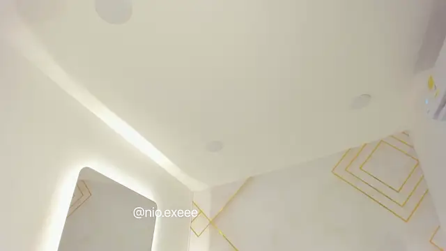 Nioki_ Pertunjukan Webcam