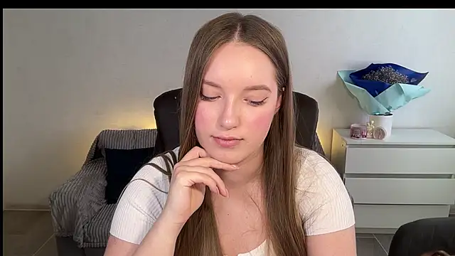 دردشة EvaMaddison الجنسية المباشرة