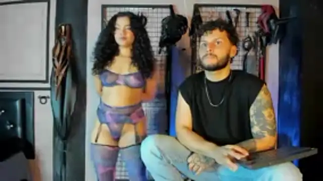 Twisted_Fantasy: απευθείας συνομιλία ΧΧΧ