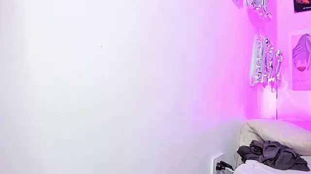 Rihanna_hotx's Live XXX Chat