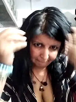 Jann_Riya333's Webcam Show