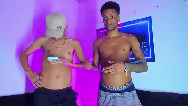 Damian_and_theo Webcamshow