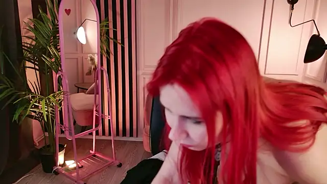 _Ava_Sky_ Chat XXX in diretta