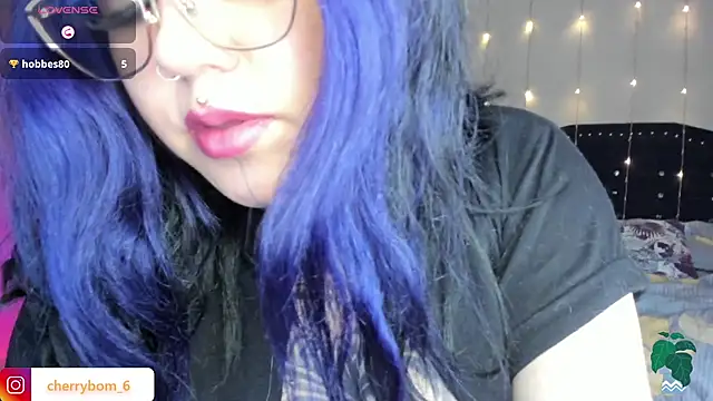 cherrybom_'s Live XXX Chat