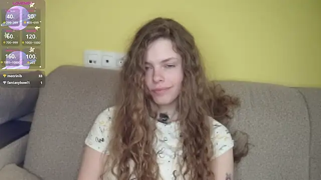 แชท XXX สดของ RayaNenlia