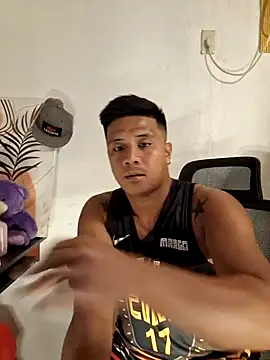 Show modela Felix_Asher na web-kameri