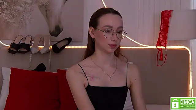 Chat +18 de Emily_Simon ao vivo