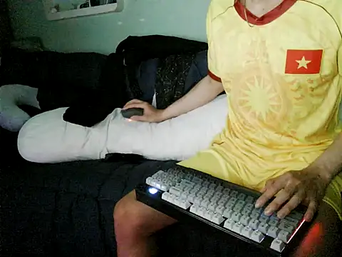 boyhigh1997 Live XXX Chat