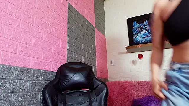 Czat XXX na żywo – alanna_Love02