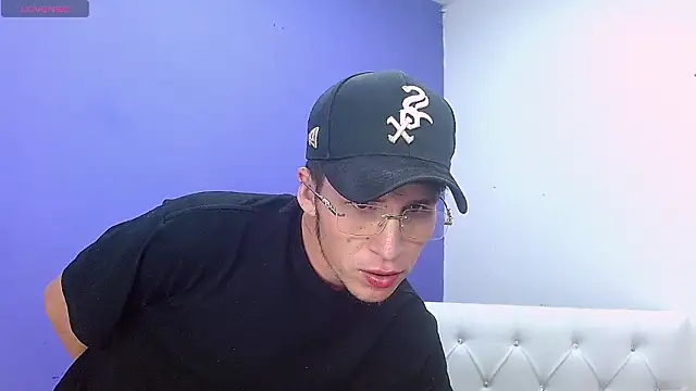 دردشة masterboyx الجنسية المباشرة