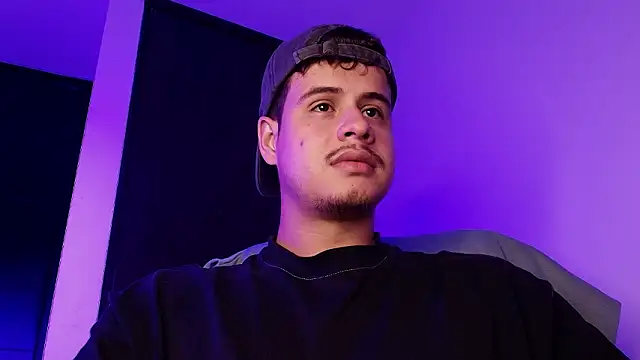 BjornSteel: онлайн-секс-чат