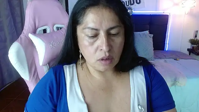 Keyla01_ 라이브 XXX 채팅