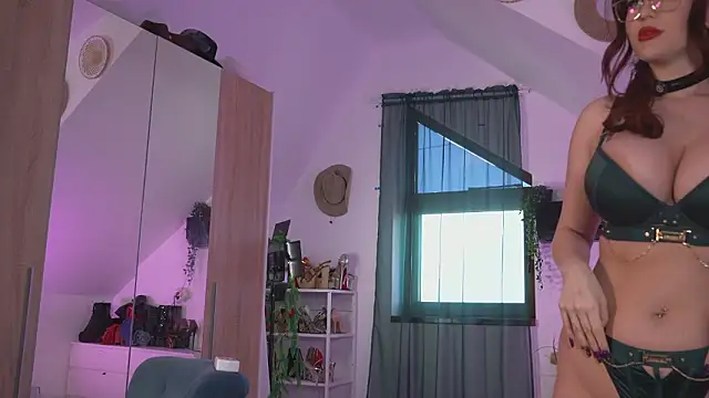 Amaliamour's Live XXX Chat