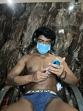 rony6663 即時 XXX 聊  天