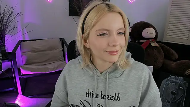 AuroraWrenfield 即時 XXX 聊天