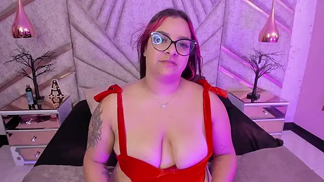 EmeelyMuller: онлайн-секс-чат