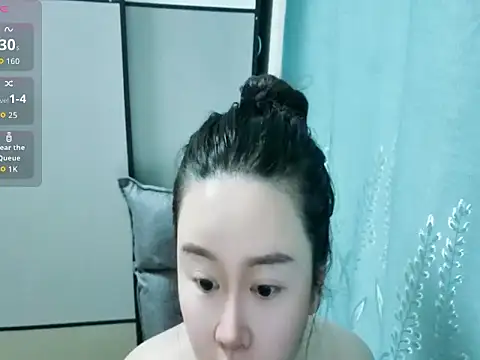 PINGGUO-33 – Live XXX-chat