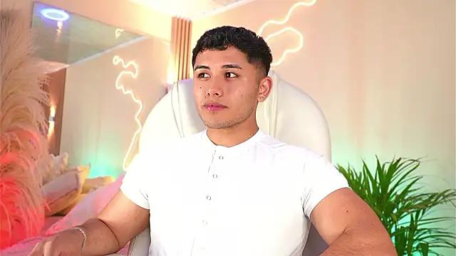 MatiasKorn Adlı Modelin Canlı XXX Sohbeti