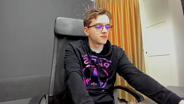 FelixStarkk 在線直播表演