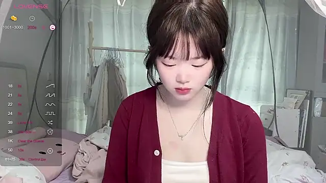 tender-11 Chat XXX live