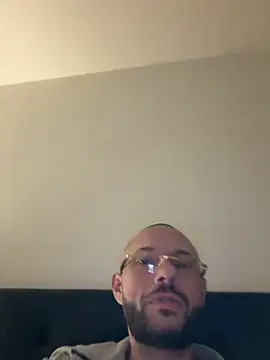 Guitccch Webcam Show