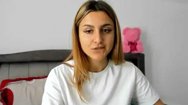 XXX chat uživo modela NicolePlay