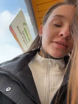 KishaMur 现场XXX聊天