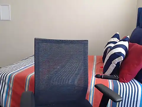 QUEENMANDYY: вебкам-шоу