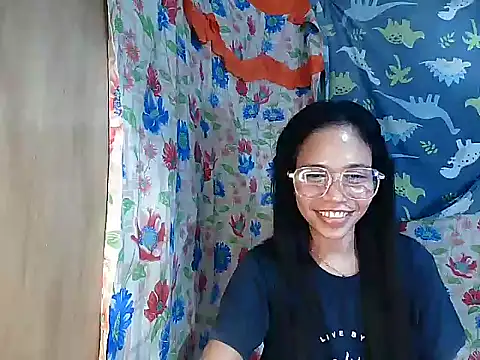 Chat +18 de PinaySkinnyGirl ao vivo