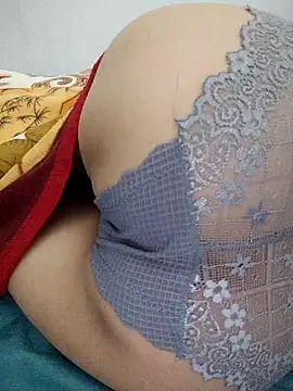 Haralushiaaa 网络视讯表演