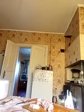 SquirrelFine's Live XXX Chat