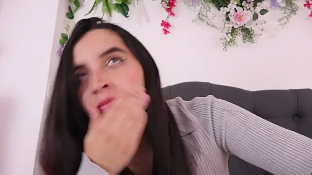 Chatroom XXX en direct de kaylee_lee