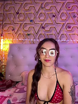 MelanyyJhonson15n Live XXX chat