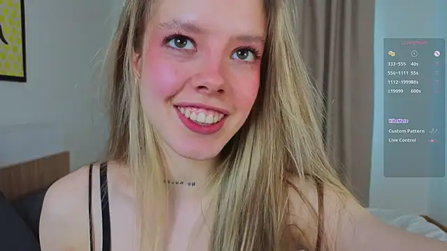 Chatroom XXX en direct de TiffinyMergist